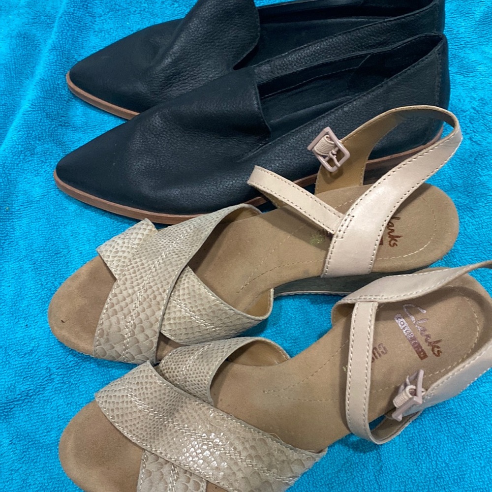 Womens shoes: clarks wedge brown open toe and treasure bond flat black